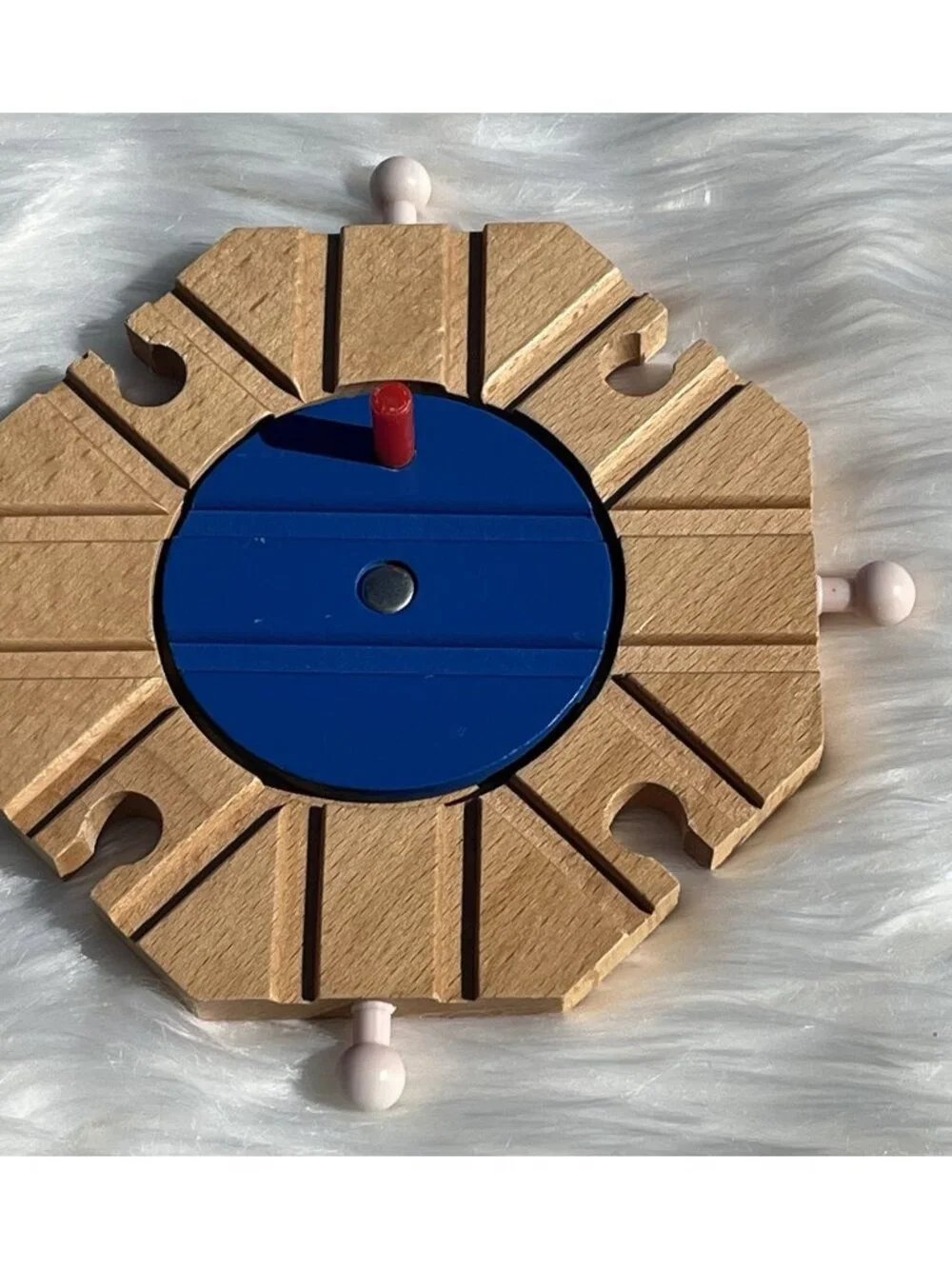 Melissa and Doug Wooden Railway 8-Way Turntable Switch Track Train